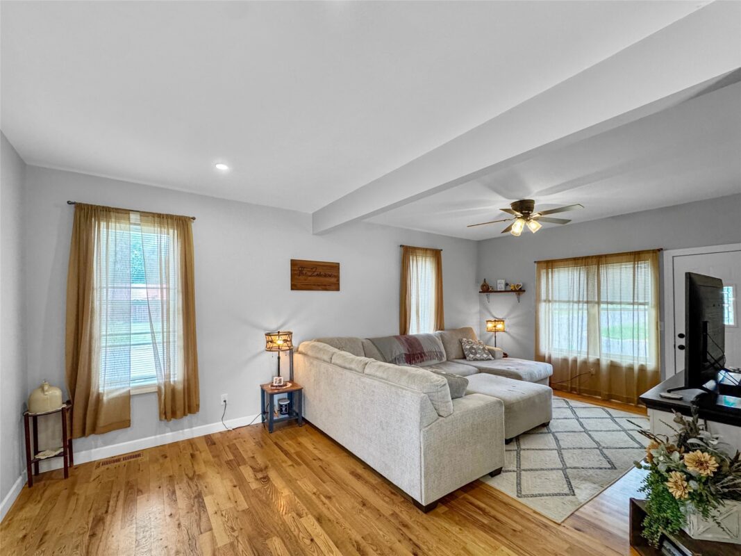 1305 Warren Street, Chippewa Falls WI 54729 - Residential house for sale - MLS #1603563 - image11