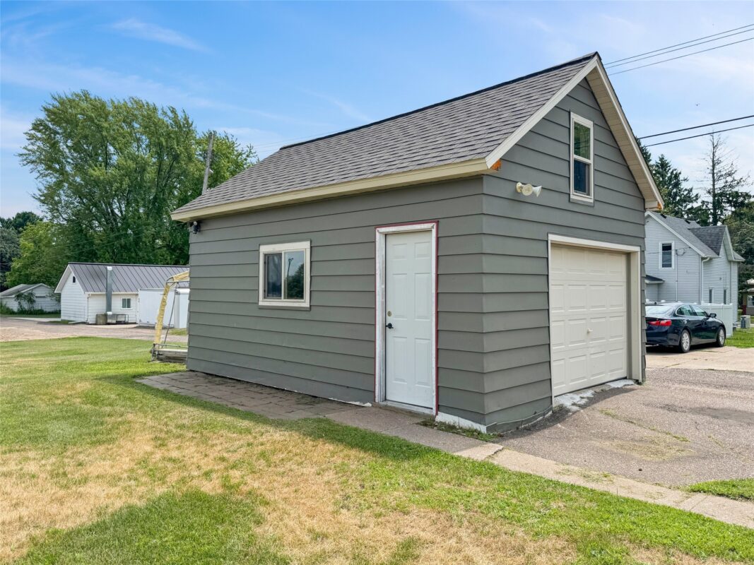 1305 Warren Street, Chippewa Falls WI 54729 - Residential house for sale - MLS #1603563 - image51