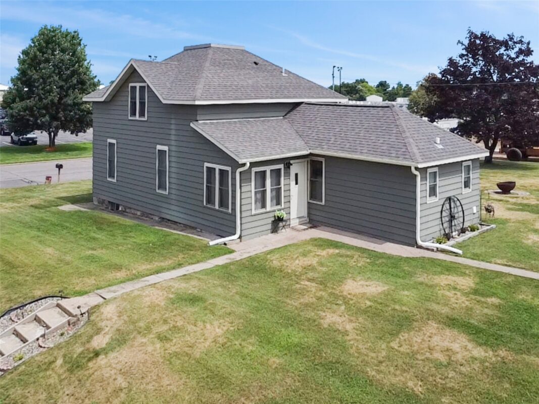 1305 Warren Street, Chippewa Falls WI 54729 - Residential house for sale - MLS #1603563 - image58
