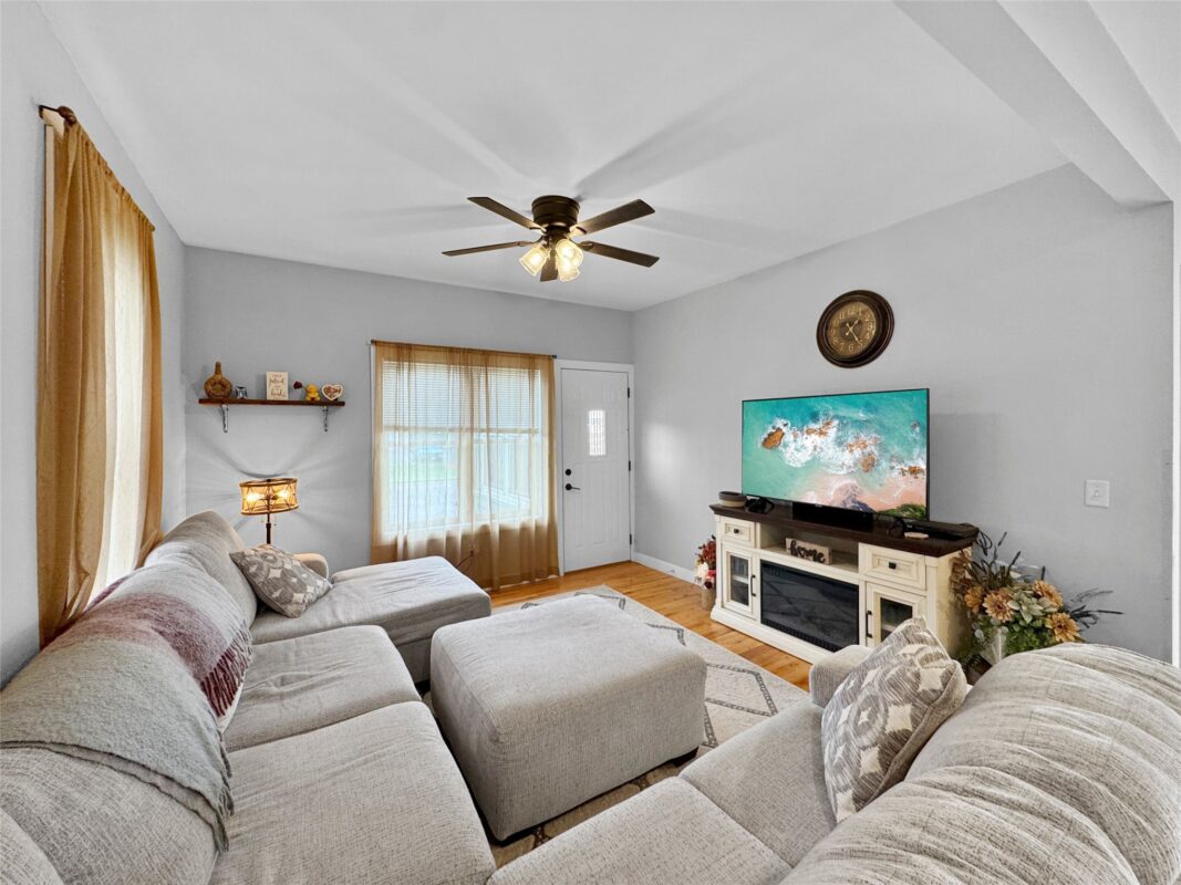 1305 Warren Street, Chippewa Falls WI 54729 - Residential house for sale - MLS #1603563 - image8