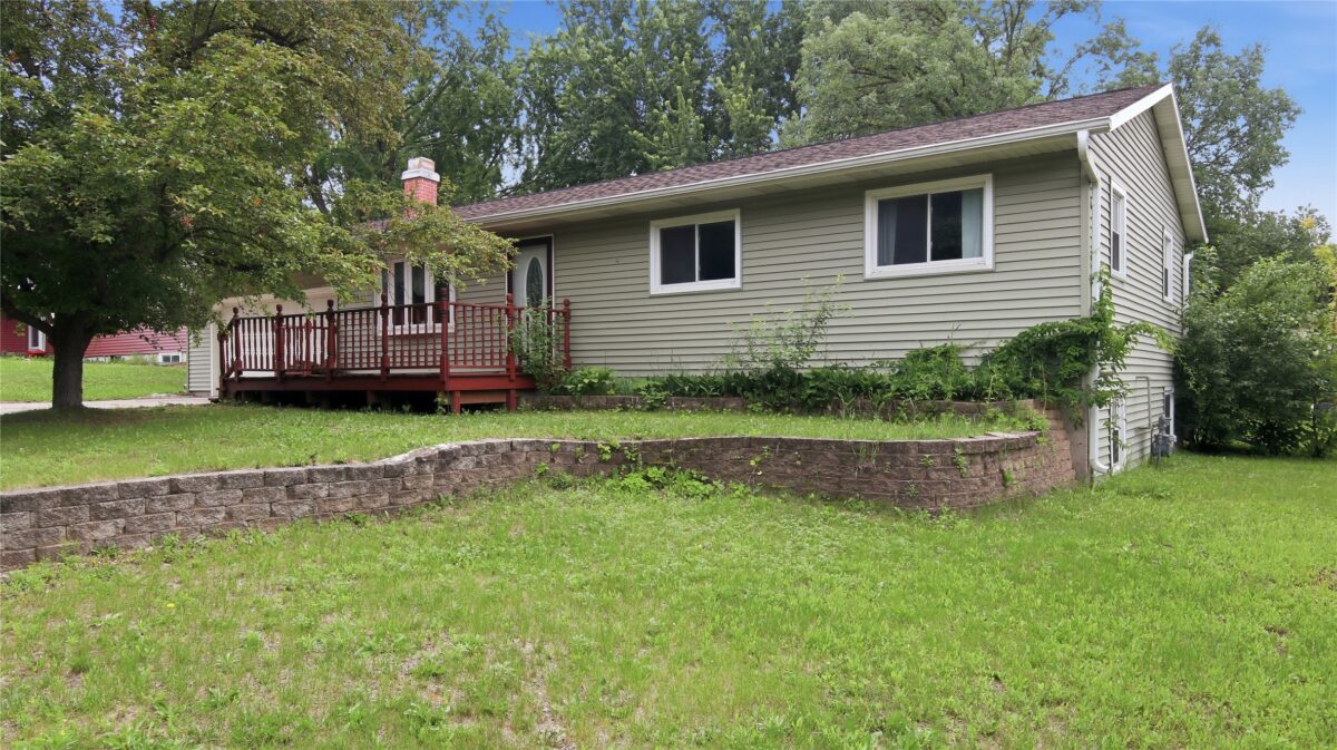 1413 Raedel Road, Eau Claire WI 54703 - Residential house for sale - MLS #1602713 - image2