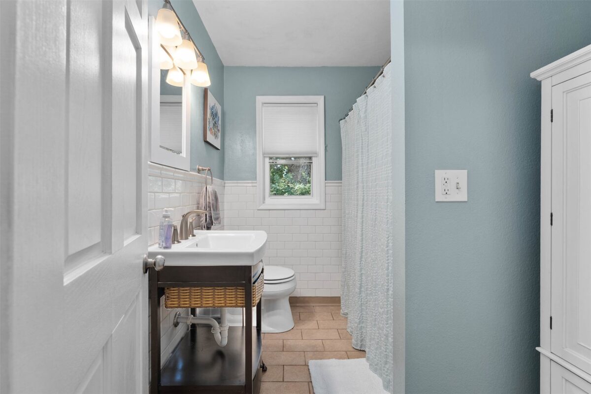 1414 Drummond Street, Eau Claire WI 54701 - Residential house for sale - MLS #1602776 - image23
