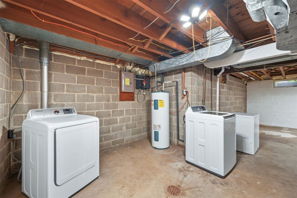 1414 Drummond Street, Eau Claire WI 54701 - Residential house for sale - MLS #1602776 - image36