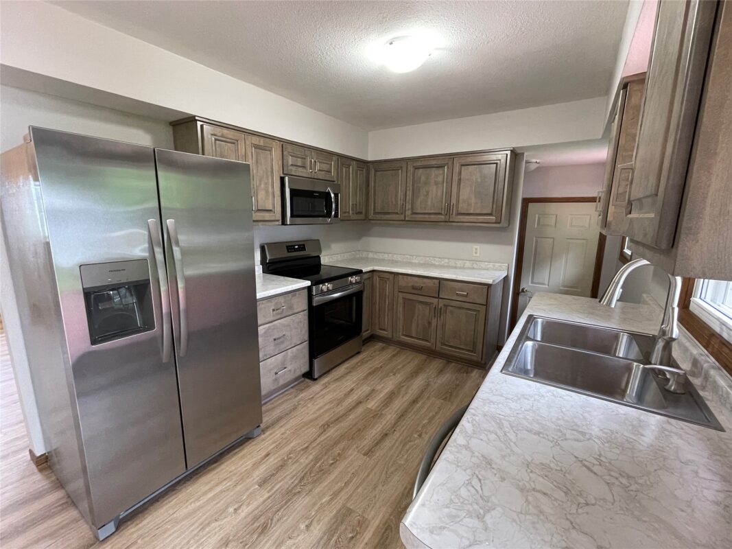 1420 Kernan Court, Eau Claire WI 54703 - Residential house for sale - MLS #1602911 - image3