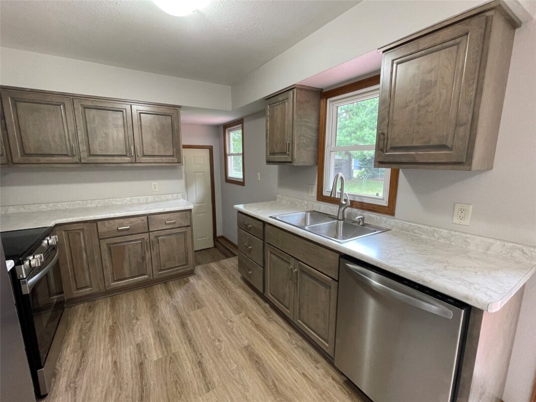 1420 Kernan Court, Eau Claire WI 54703 - Residential house for sale - MLS #1602911 - image4