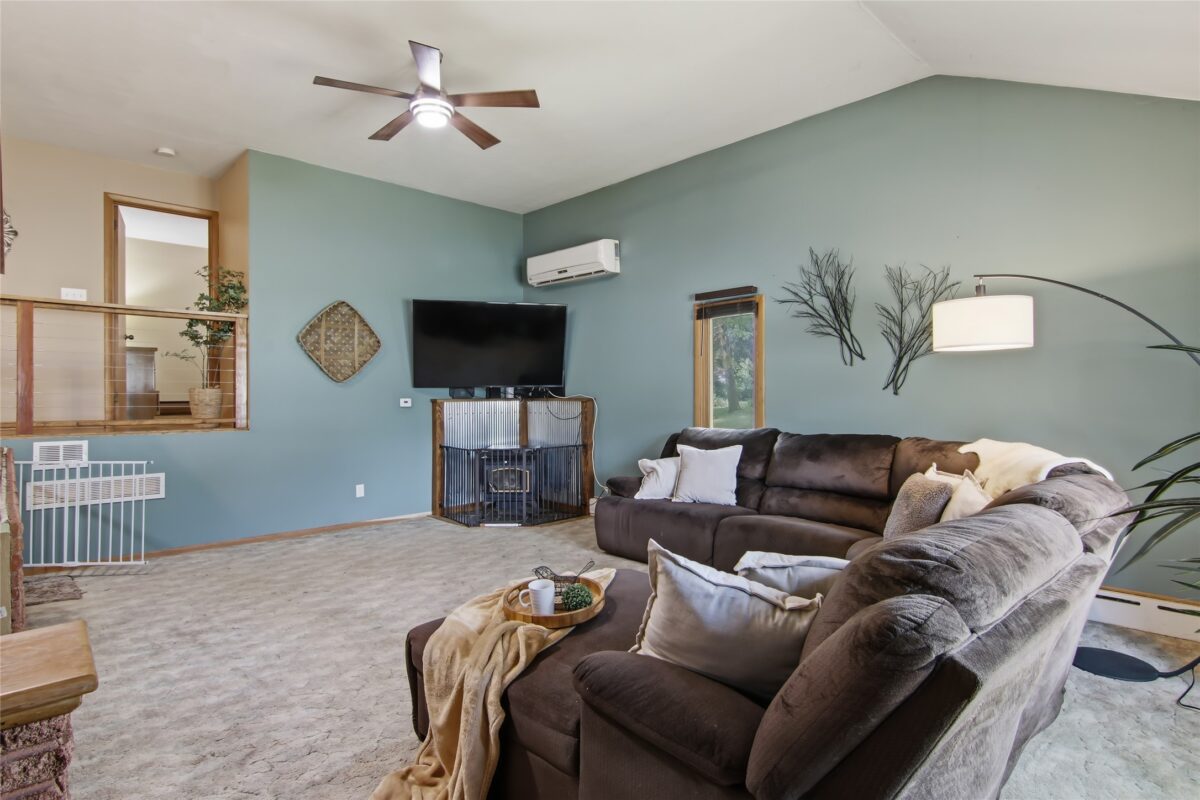 1515 Hillsdale Road, Eau Claire WI 54703 - Residential house for sale - MLS #1603396 - image4