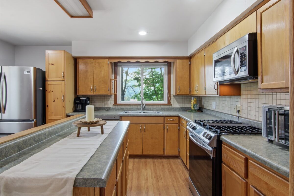 1515 Hillsdale Road, Eau Claire WI 54703 - Residential house for sale - MLS #1603396 - image8