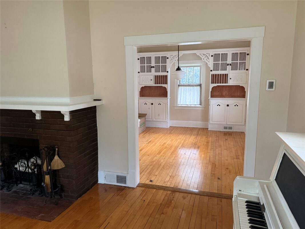 1524 Highland Avenue, Eau Claire WI 54701 - Residential house for sale - MLS #1602633 - image6