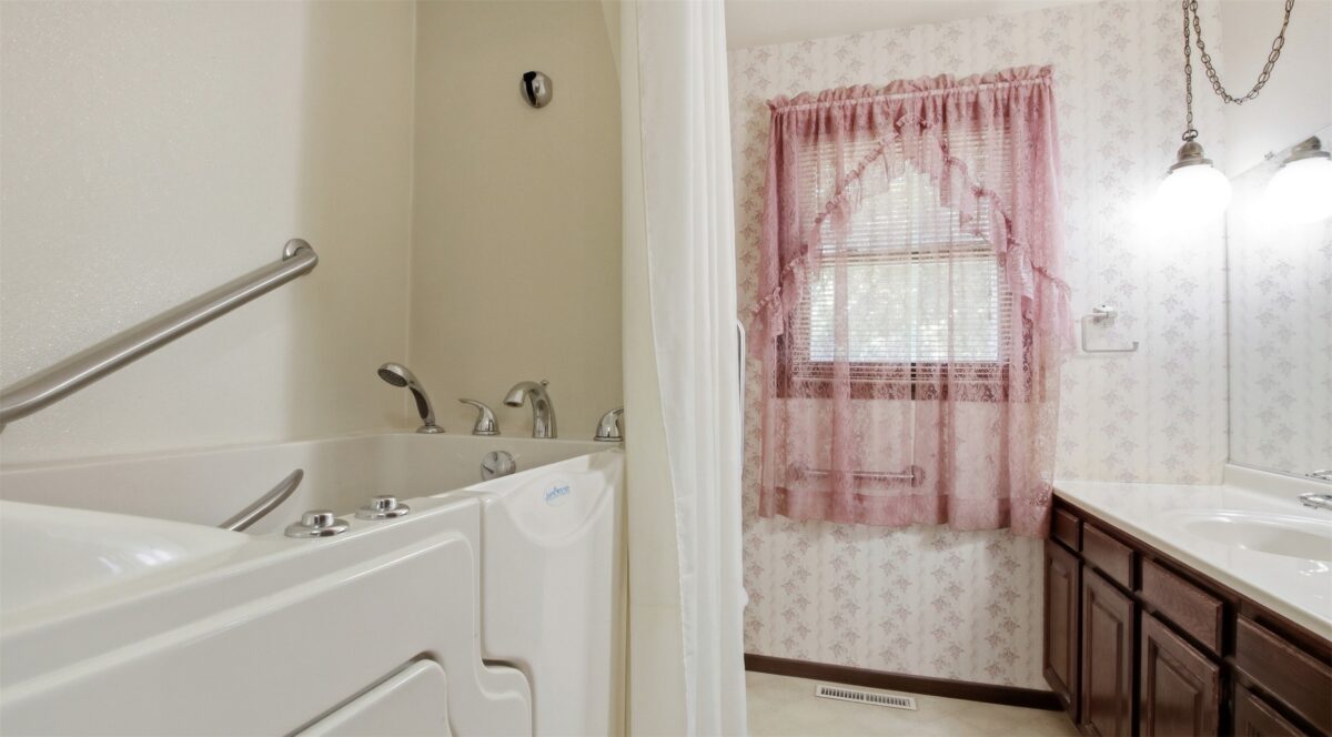 1544 Howard Avenue, Eau Claire WI 54703 - Residential house for sale - MLS #1602388 - image22