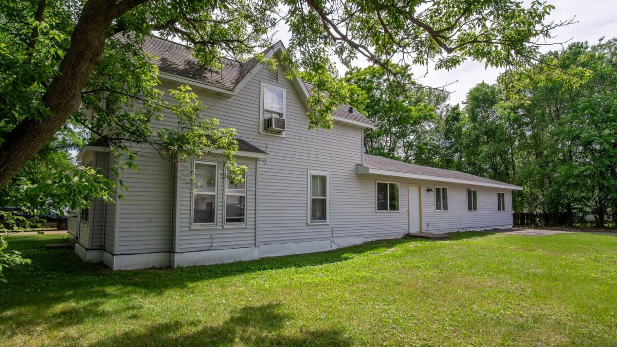 1603 6th Street, Menomonie WI 54751 - ResidentialIncome house for sale - MLS #1602292 - image2