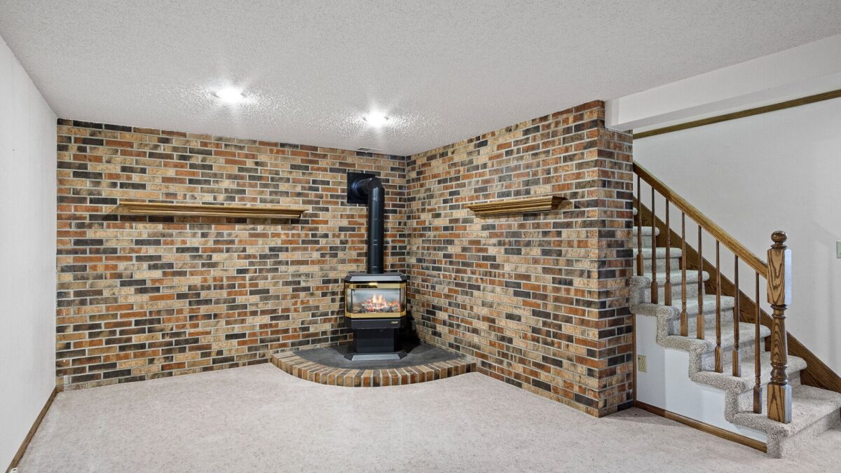 1811 Grandview Drive, Eau Claire WI 54703 - Residential house for sale - MLS #1602749 - image38