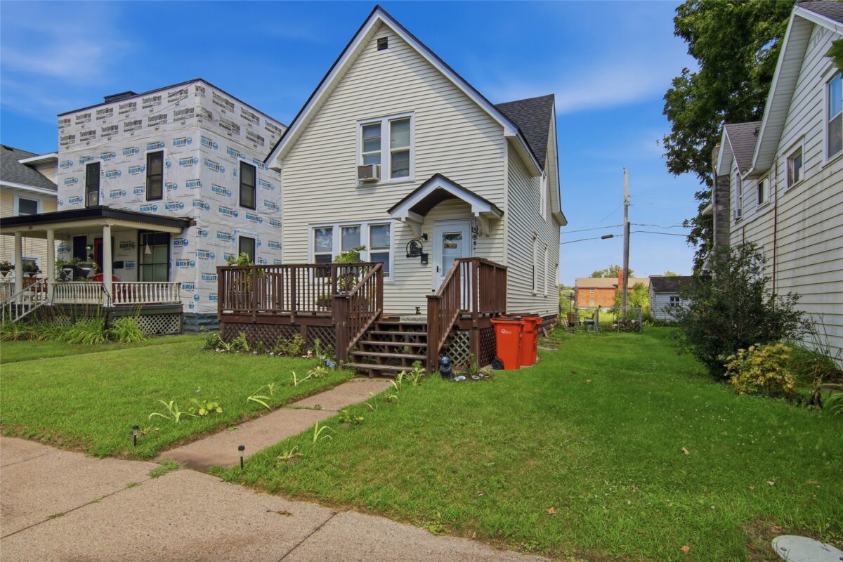1813 Bellinger Street, Eau Claire WI 54703 - Residential house for sale - MLS #1603334 - image2