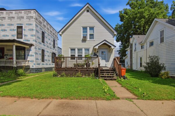 1813 Bellinger Street Eau Claire WI 54703