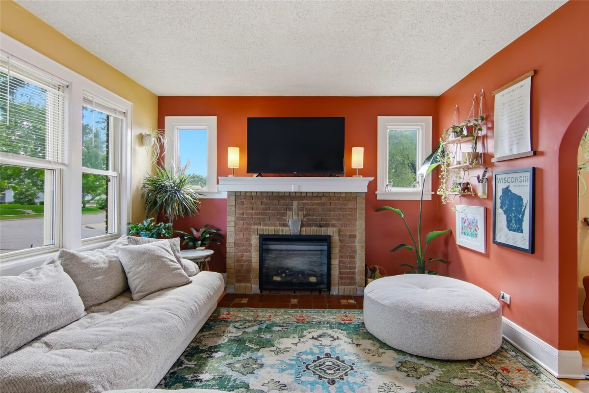 1902 Hogeboom Avenue, Eau Claire WI 54701 - Residential house for sale - MLS #1602521 - image3