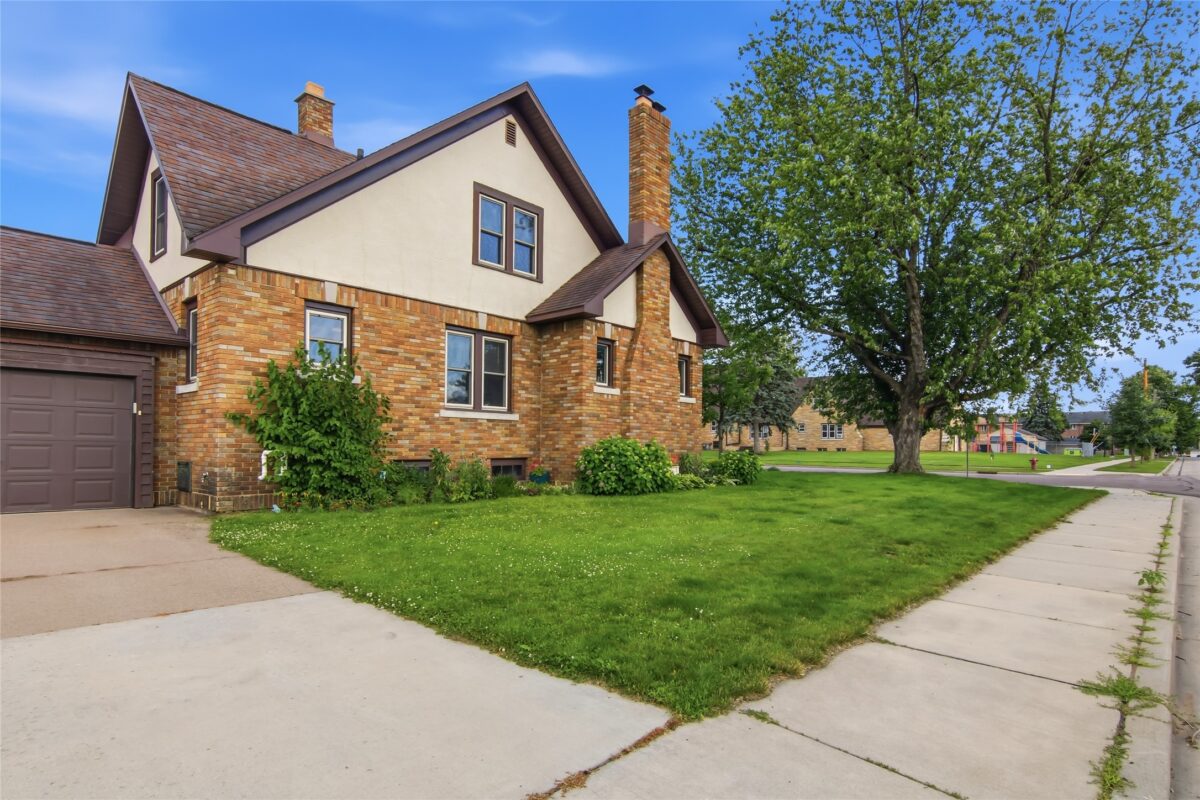 1902 Hogeboom Avenue, Eau Claire WI 54701 - Residential house for sale - MLS #1602521 - image24