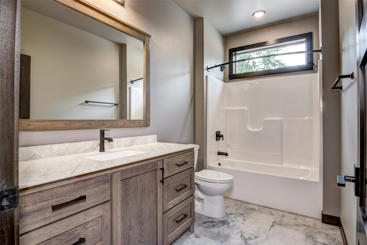 1921 Legacy Drive, Eau Claire WI 54703 - Residential house for sale - MLS #1601871 - image20