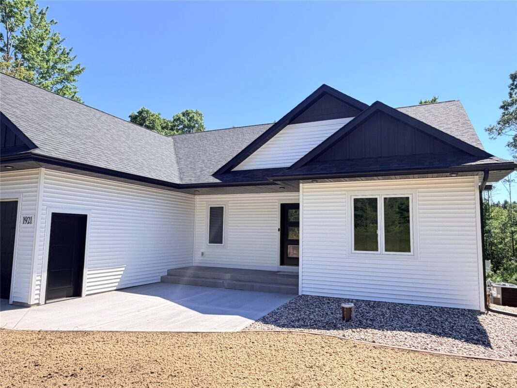 1921 Legacy Drive, Eau Claire WI 54703 - Residential house for sale - MLS #1601871 - image9