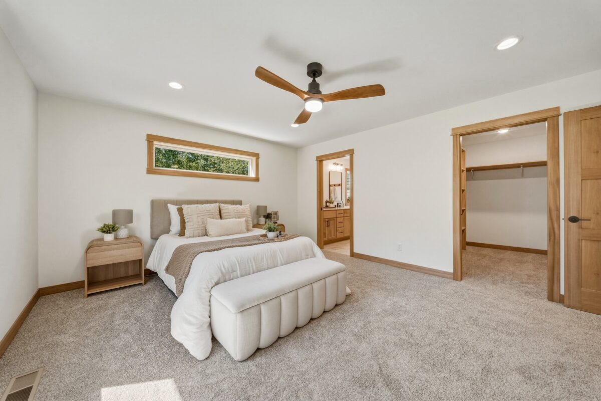 1949 Legacy Drive, Eau Claire WI 54703 - Residential house for sale - MLS #1598984 - image24
