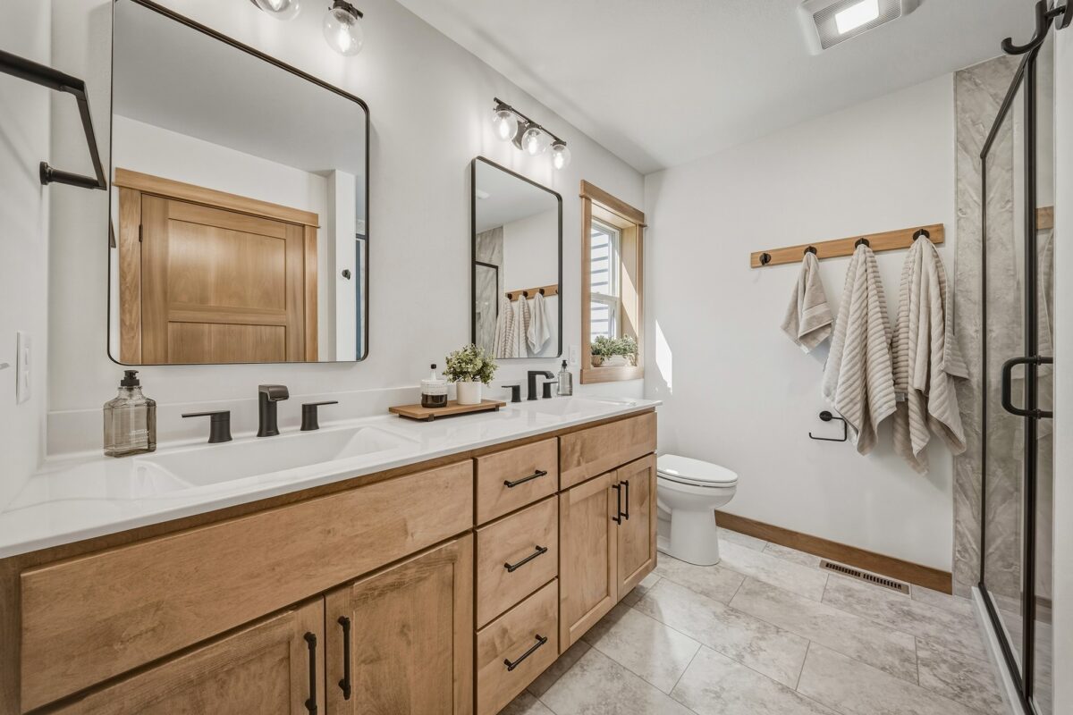 1949 Legacy Drive, Eau Claire WI 54703 - Residential house for sale - MLS #1598984 - image27