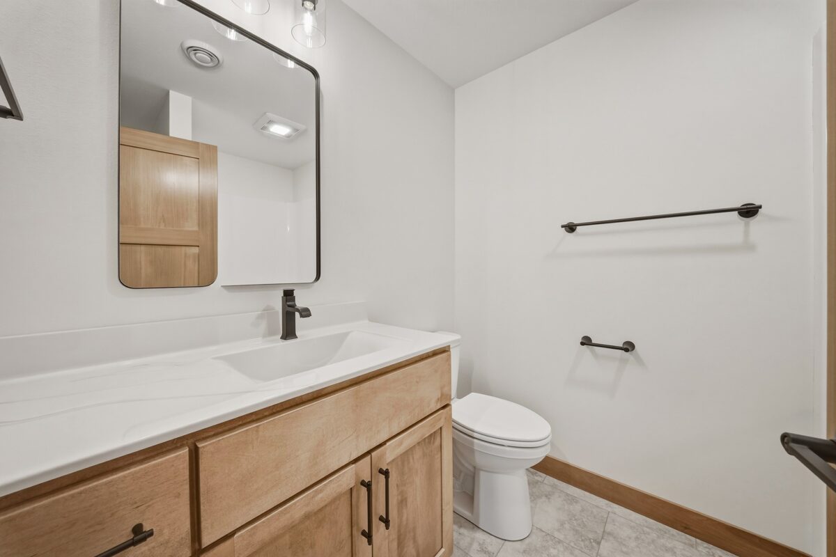 1949 Legacy Drive, Eau Claire WI 54703 - Residential house for sale - MLS #1598984 - image34