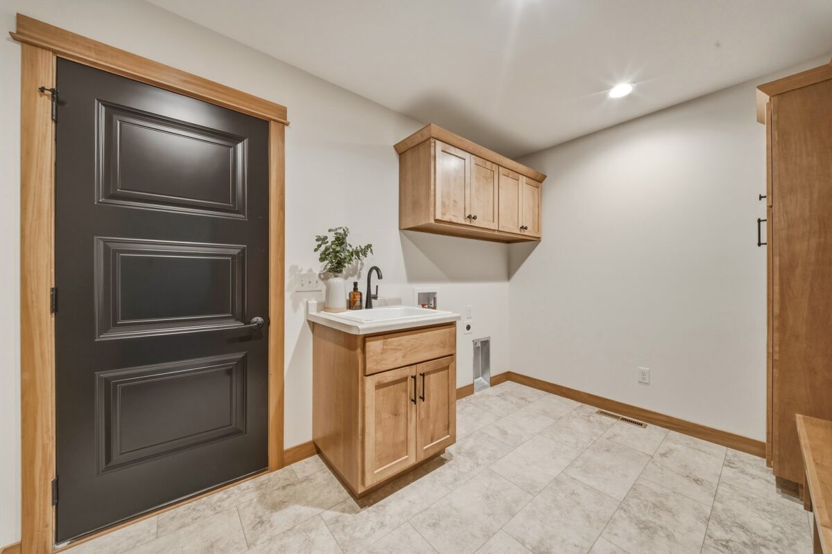 1949 Legacy Drive, Eau Claire WI 54703 - Residential house for sale - MLS #1598984 - image8