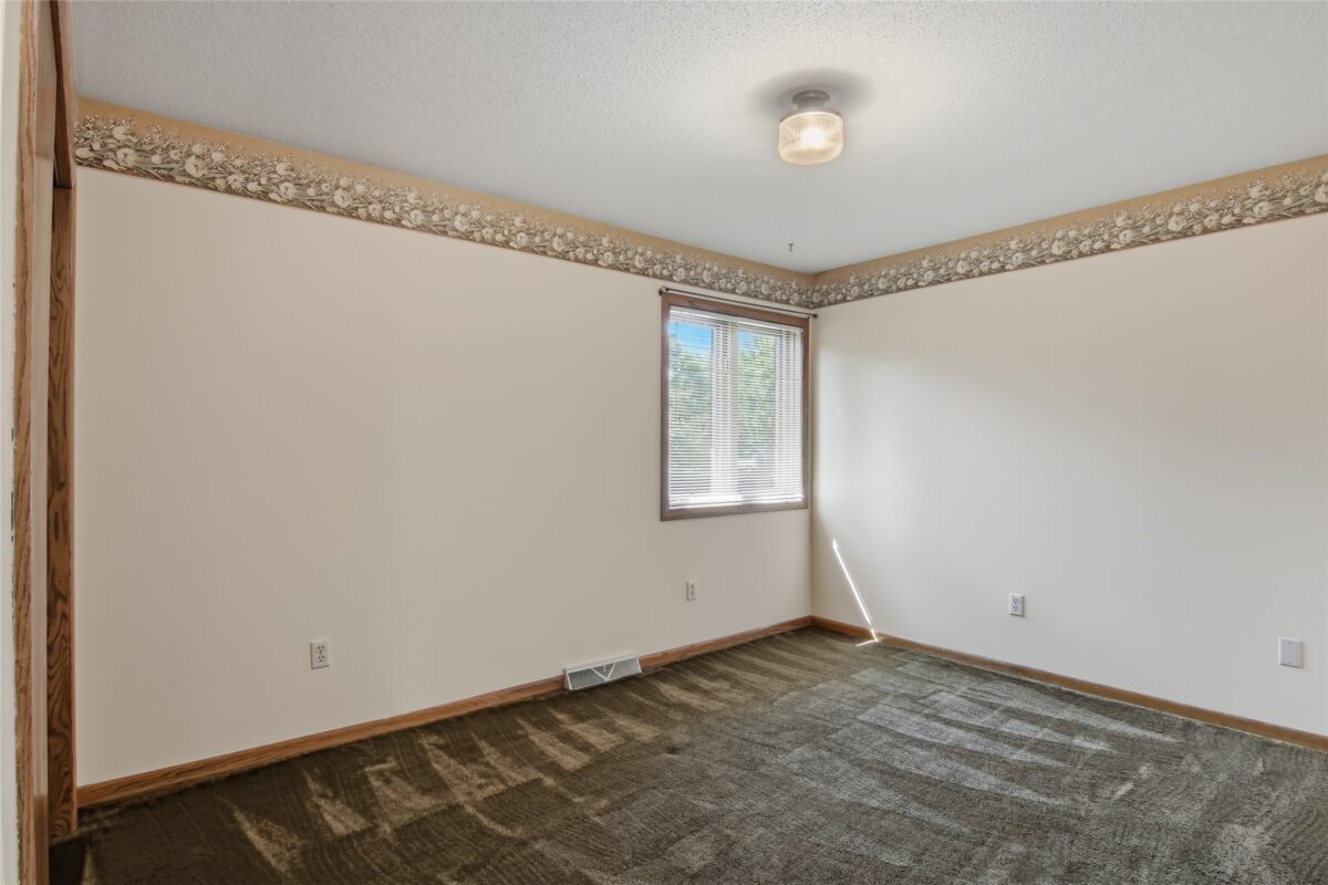 2003 4th Avenue, Menomonie WI 54751 - Residential house for sale - MLS #1602828 - image11