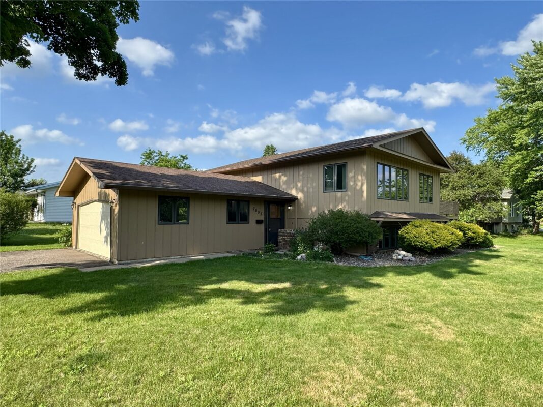 2003 4th Avenue, Menomonie WI 54751 - Residential house for sale - MLS #1602828 - image3