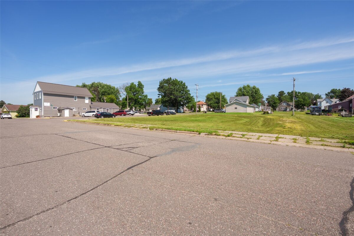 205 1st Avenue, Stanley WI 54768 - Land house for sale - MLS #1603208 - image2