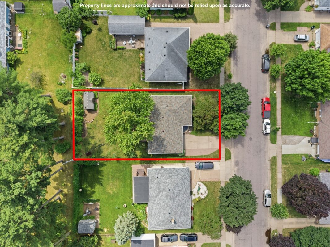 2129 Lexington Boulevard, Eau Claire WI 54701 - Residential house for sale - MLS #1602818 - image45