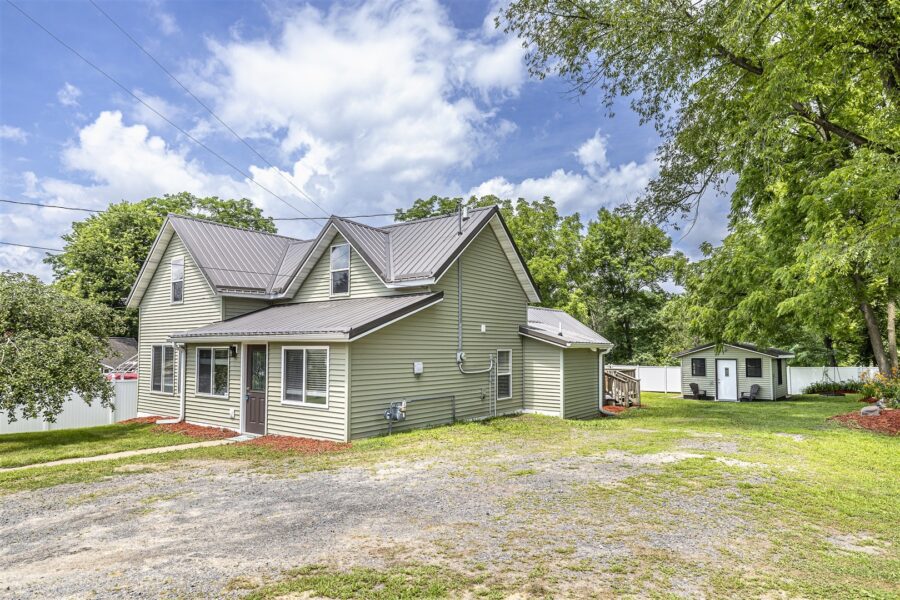 214 Roosevelt Road