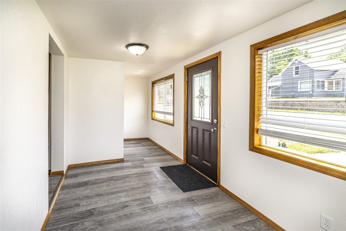 214 Roosevelt Road, Black River Falls WI 54615 - Residential house for sale - MLS #1602875 - image10