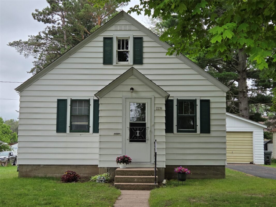 229 South Street, Amery WI 54001 - Residential house for sale - MLS #1602918 - image4