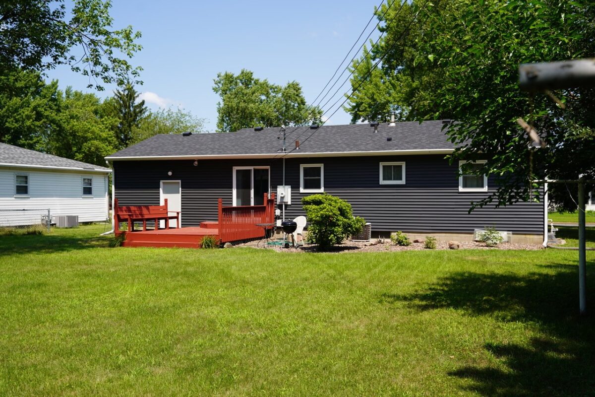 2411 Lynn Avenue, Altoona WI 54720 - Residential house for sale - MLS #1603590 - image2