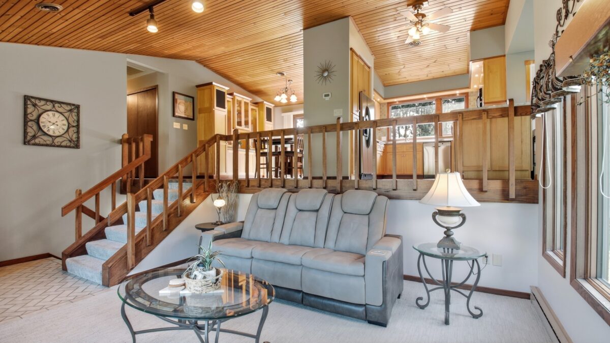 2416 Aurora Circle, Menomonie WI 54751 - Residential house for sale - MLS #1603565 - image2