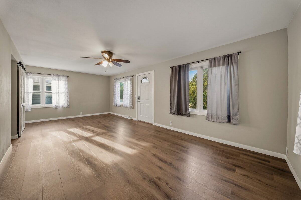 2446 Marquette Street, Eau Claire WI 54703 - Residential house for sale - MLS #1603006 - image12