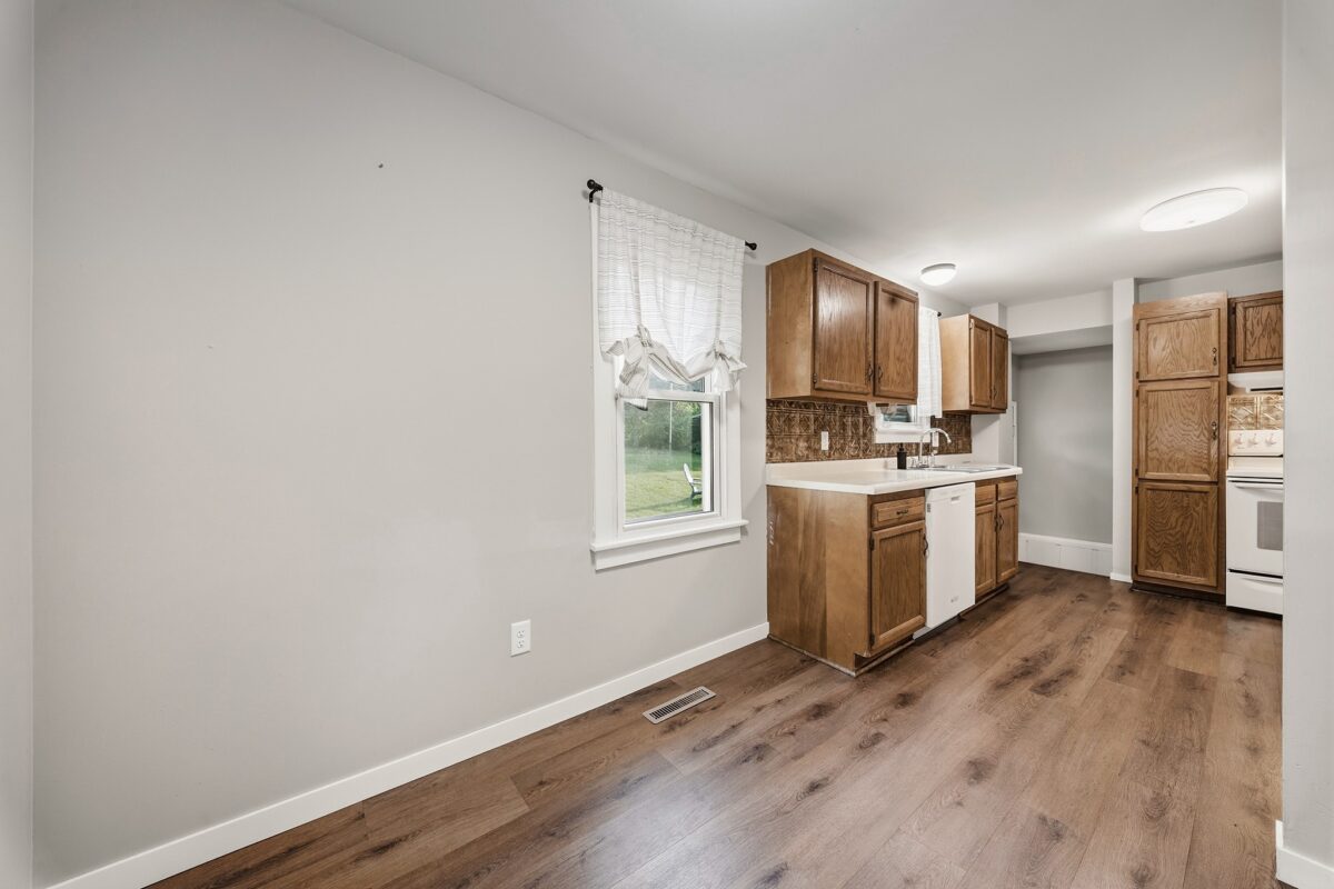2446 Marquette Street, Eau Claire WI 54703 - Residential house for sale - MLS #1603006 - image18