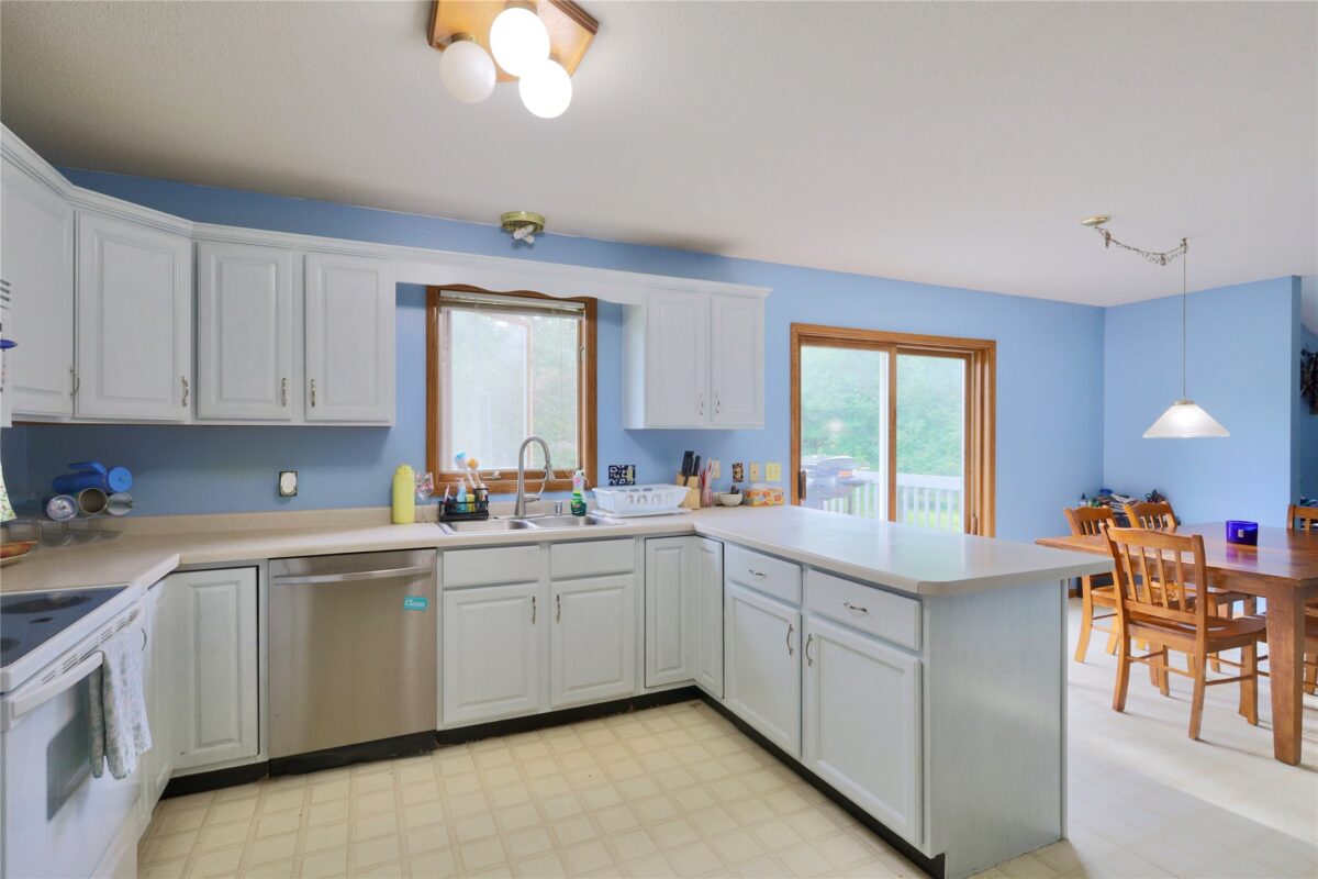 2725 Diane Lane, Eau Claire WI 54703 - Residential house for sale - MLS #1602690 - image14