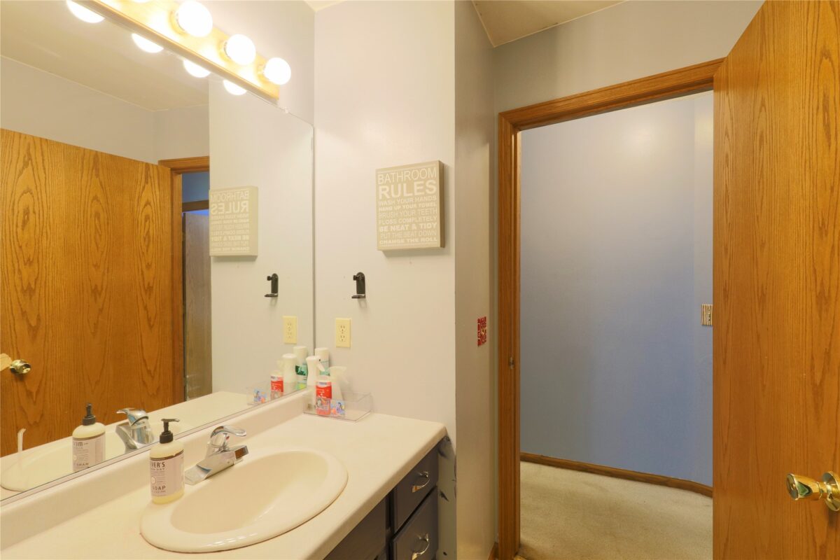 2725 Diane Lane, Eau Claire WI 54703 - Residential house for sale - MLS #1602690 - image19