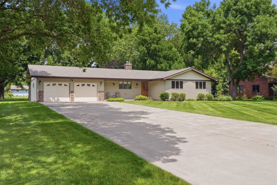 2728 E Deblene Lane