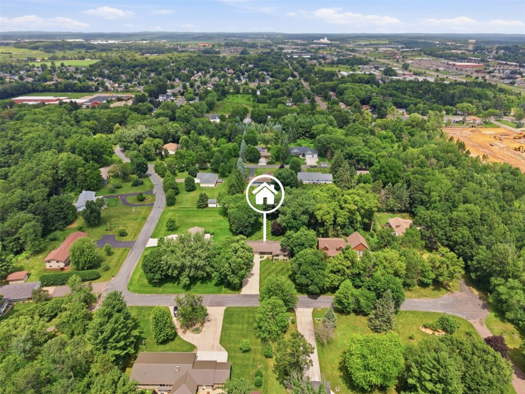 2728 Deblene Lane, Eau Claire WI 54703 - Residential house for sale - MLS #1602750 - image46