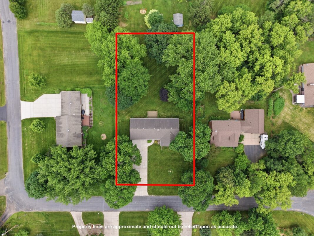 2728 Deblene Lane, Eau Claire WI 54703 - Residential house for sale - MLS #1602750 - image52