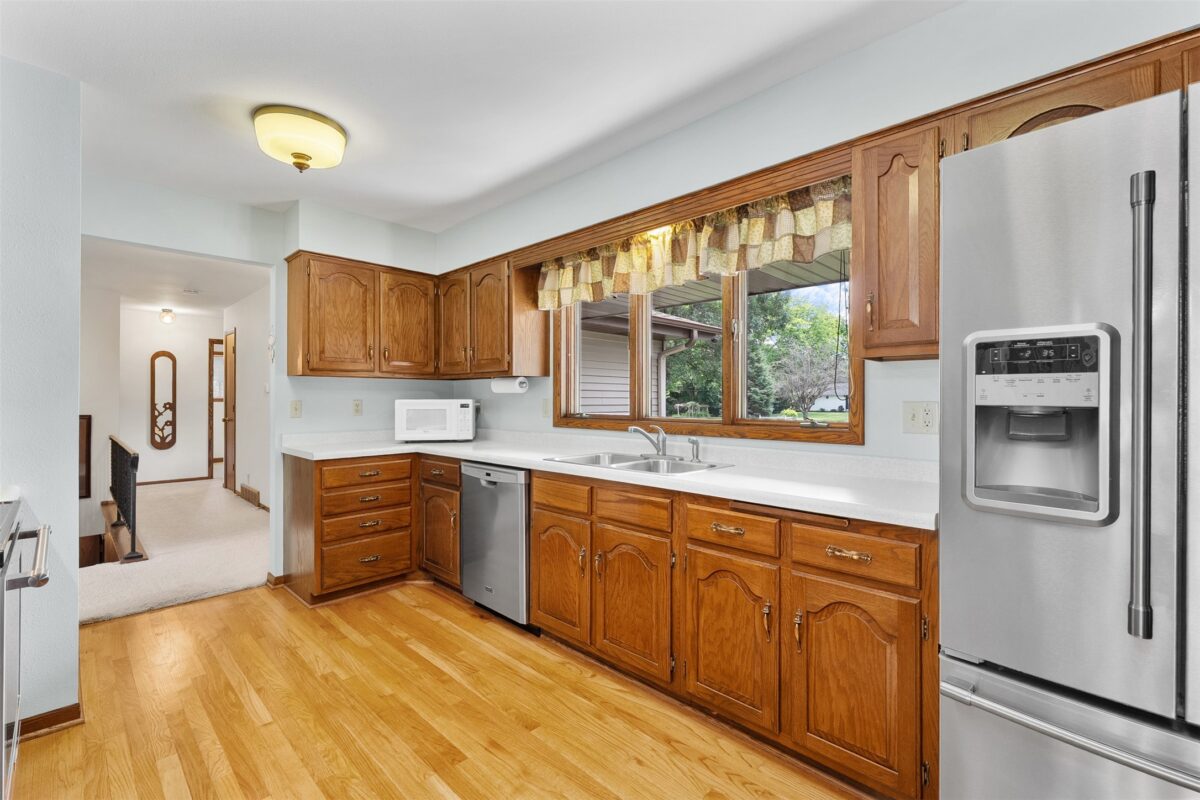 2728 Deblene Lane, Eau Claire WI 54703 - Residential house for sale - MLS #1602750 - image9