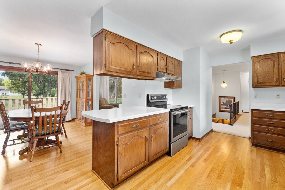 2728 Deblene Lane, Eau Claire WI 54703 - Residential house for sale - MLS #1602750 - image10