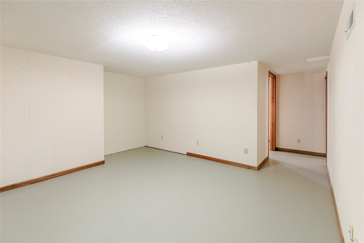 2836 Kelly Place, Eau Claire WI 54701 - Residential house for sale - MLS #1600669 - image11