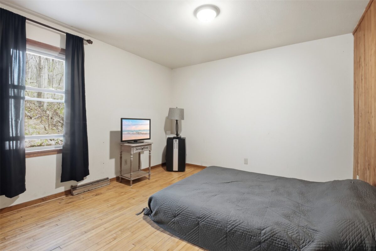 303-305 Moundsview Court, Elk Mound WI 54739 - ResidentialIncome house for sale - MLS #1600462 - image11