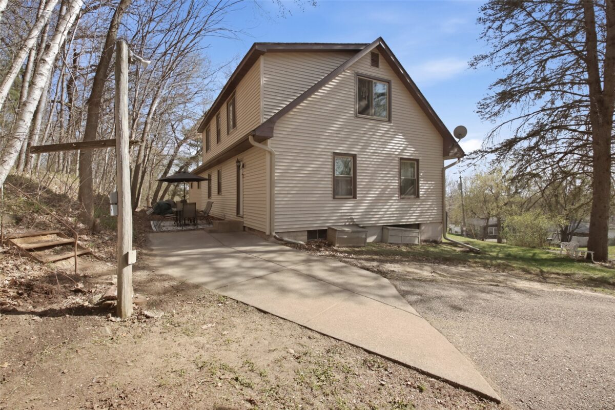 303-305 Moundsview Court, Elk Mound WI 54739 - ResidentialIncome house for sale - MLS #1600462 - image48