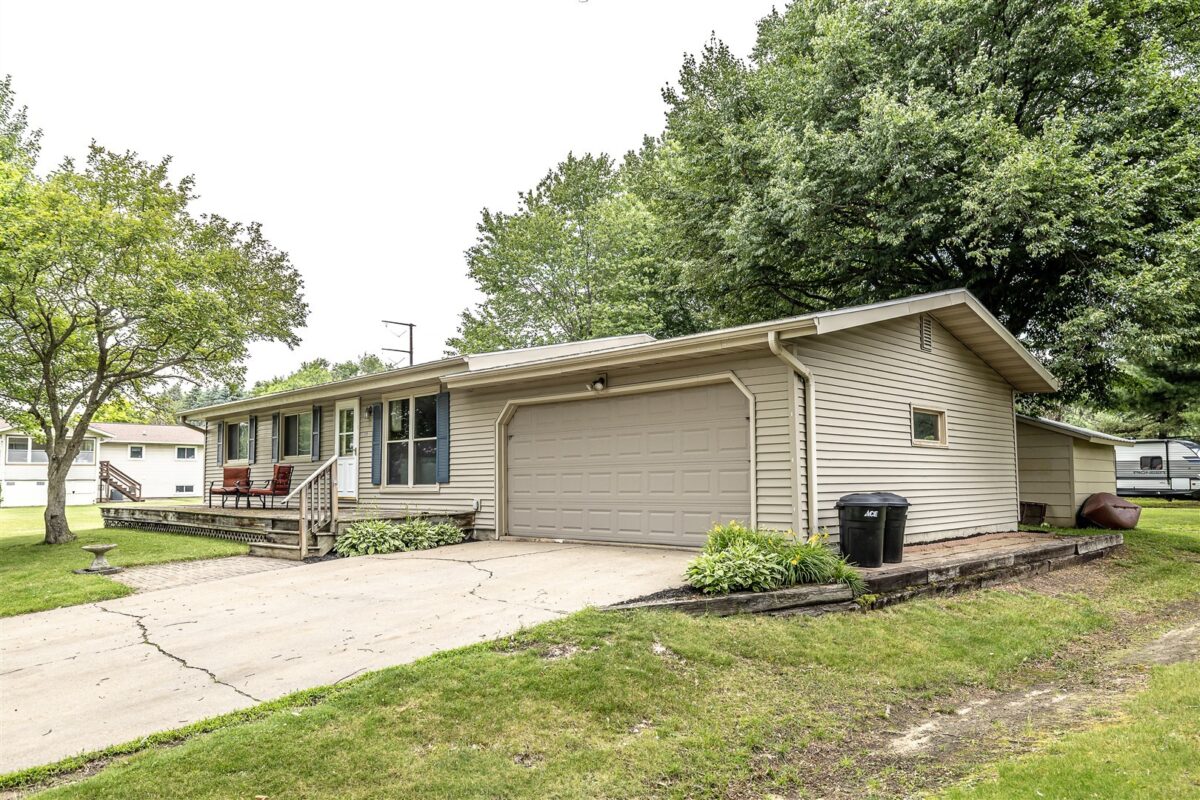 315 Clifton Street, Black River Falls WI 54615 - Residential house for sale - MLS #1602857 - image2