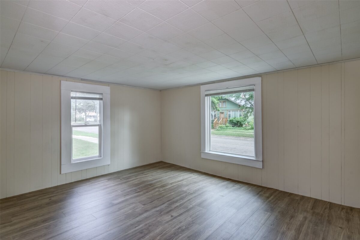 317 Stanley Street, Chippewa Falls WI 54729 - Residential house for sale - MLS #1603481 - image2