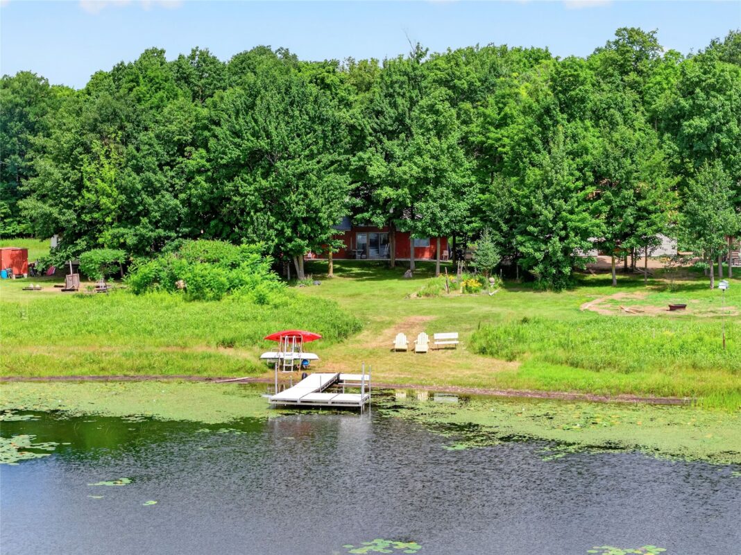 318 Wennenberg Shore Drive, Shell Lake WI 54871 - Residential house for sale - MLS #1603523 - image4