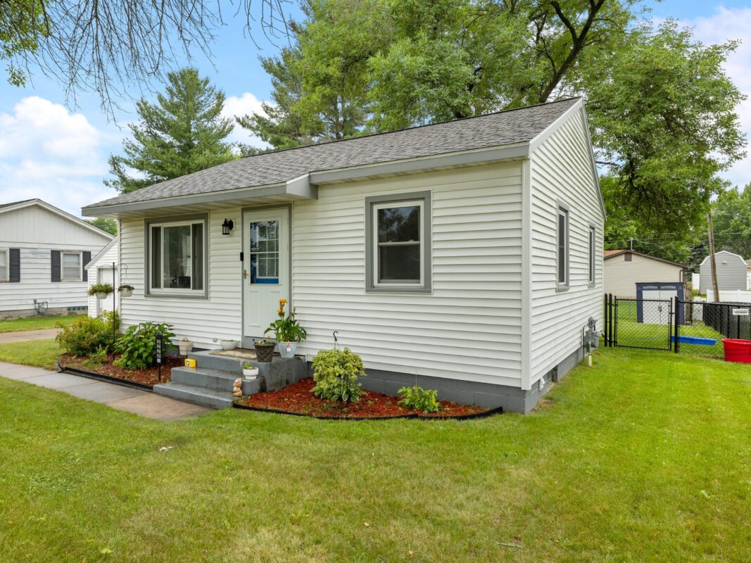 3228 Mars Avenue, Eau Claire WI 54703 - Residential house for sale - MLS #1603076 - image2